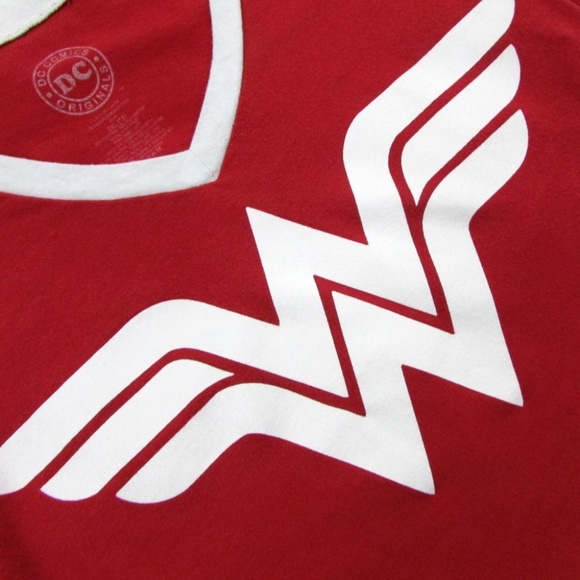 🎉HP🎉 DC Comics Wonder Woman Graphic Tee Red 2XL - Picture 4 of 6
